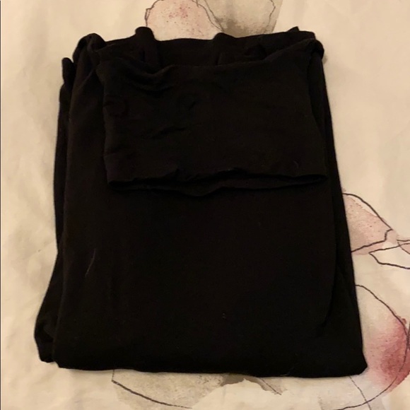 Willi Smith Tops - Classic black turtleneck